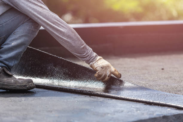 Professional Vapor Barrier Installation technician working in Amherst, VA